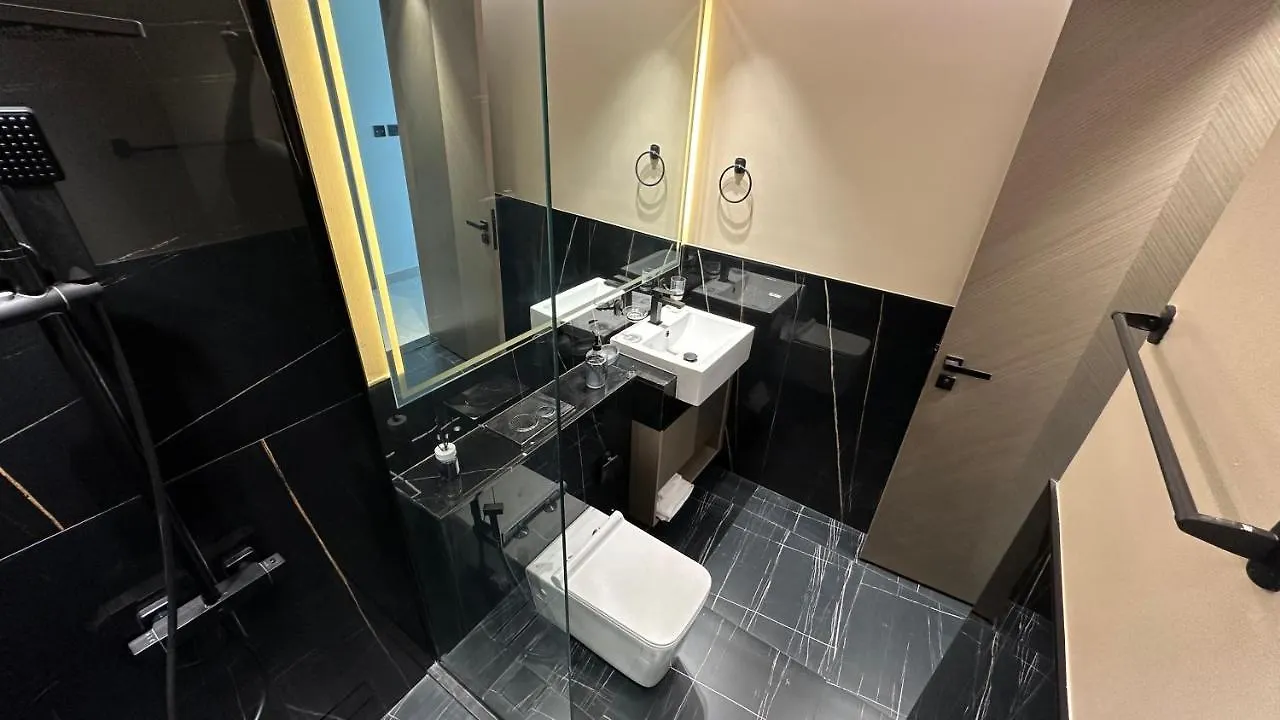 Luxury 2 Bedrooms 5 Minutes From Burj Khalifa دبي شقة